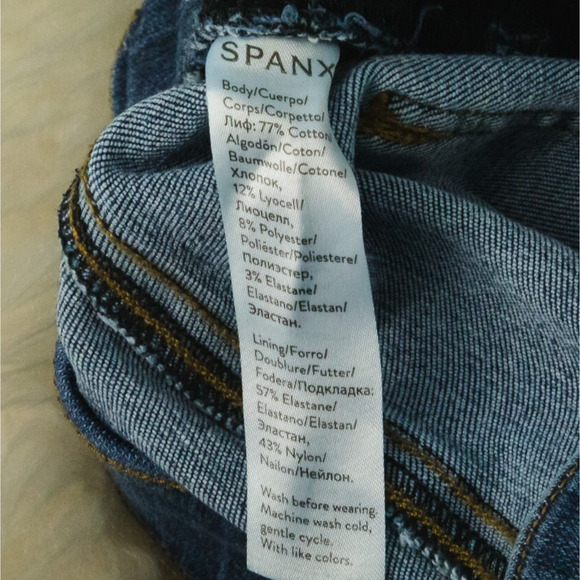 Spanx Size XL Dark Wash Distressed Pull On Raw Hem Skinny Cotton Stretch Jeans - Picture 6 of 8